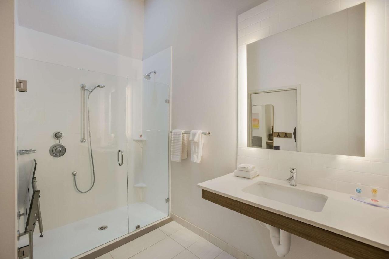 Comfort Inn & Suites เกย์ลอร์ด ภายนอก รูปภาพ